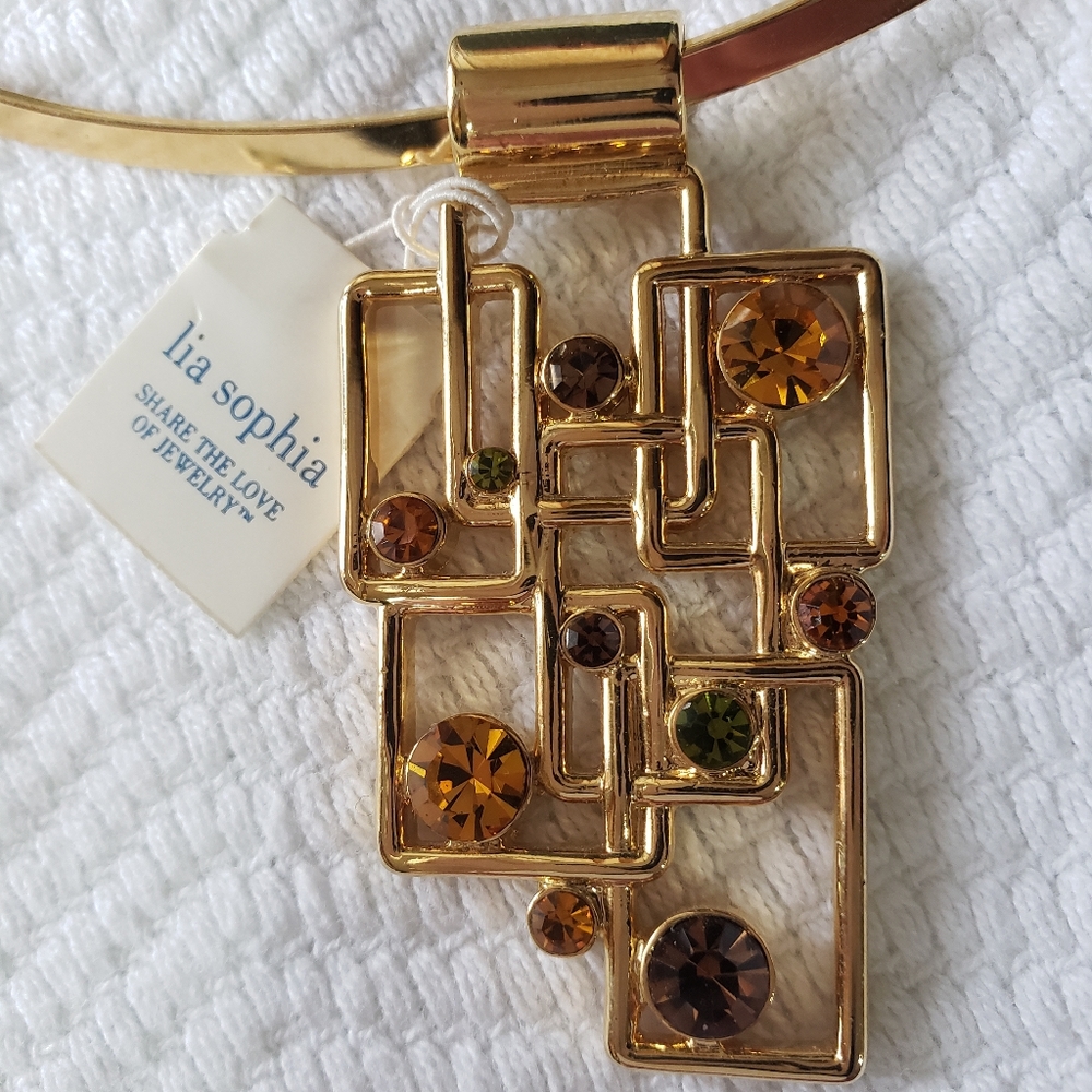 3/$30 Lia Sophia necklace
